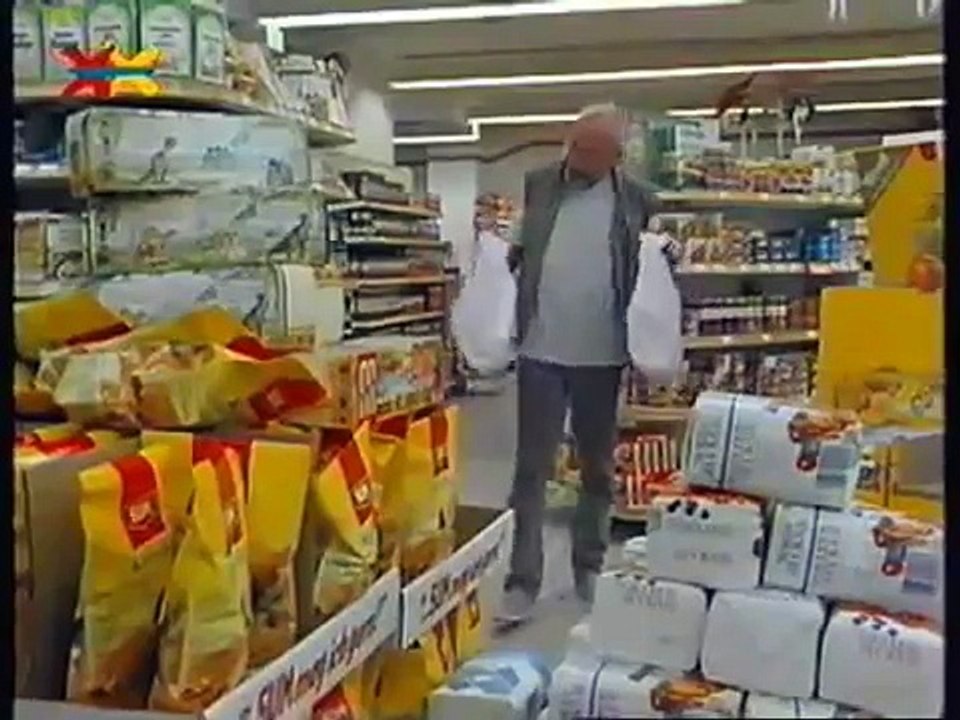 Mittendrin 15 in einem Supermarkt Umweltmagazin mit Peter Lustig