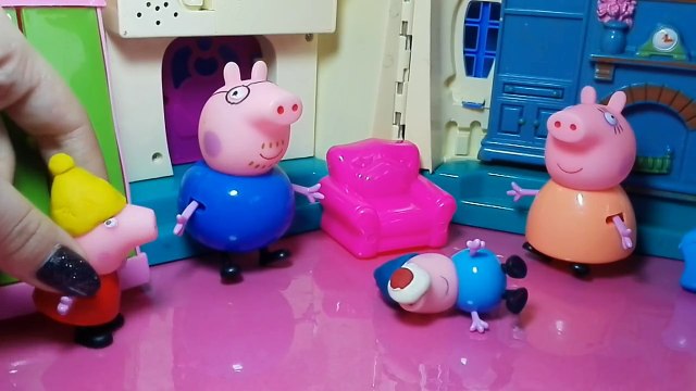 Свинка Пеппа на русском Игра в снежки Доктор Плюшева часть 2