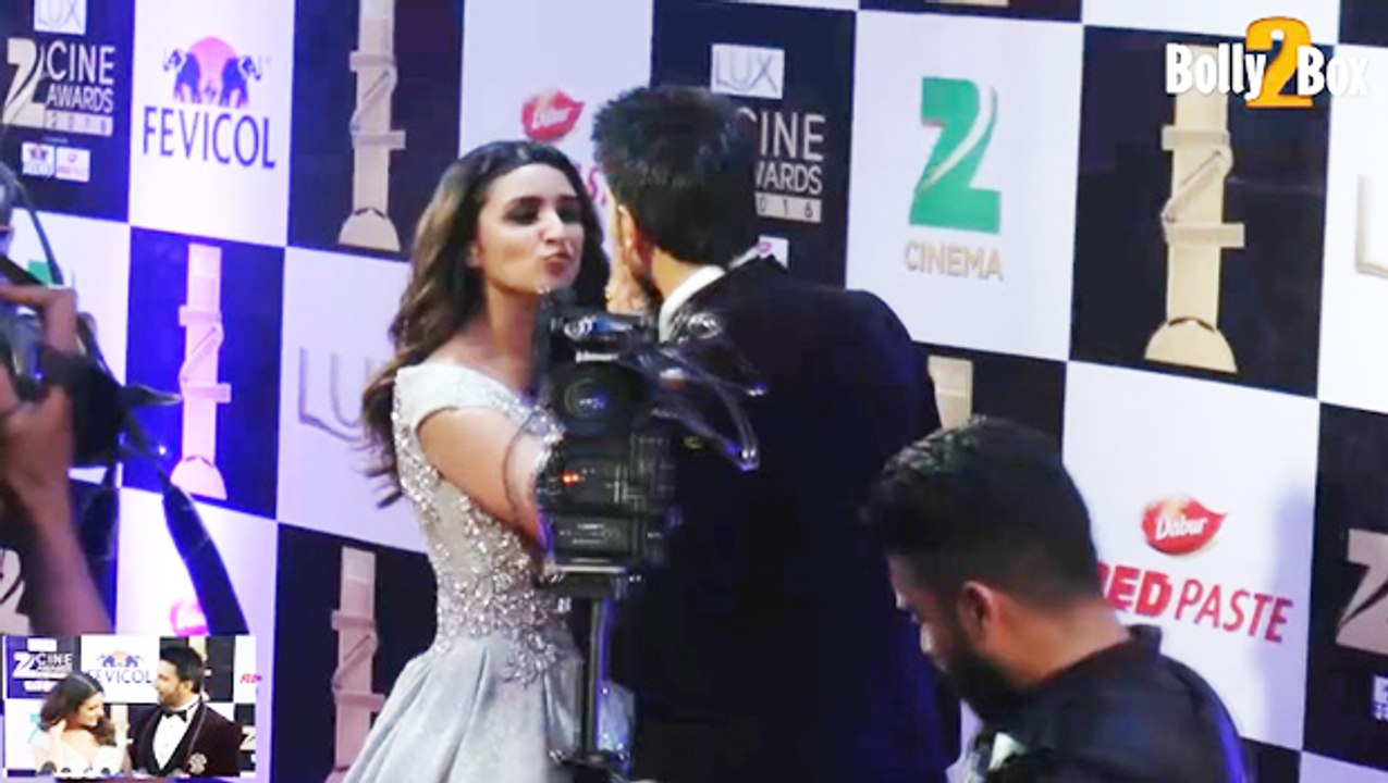 Parineeti Chopra & Ranveer Singh at Zee Cine Awards 2016 | Bollywood Celebrity