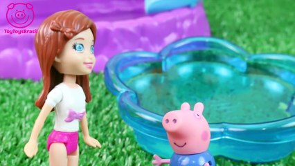 Pig George da Familia Peppa Pig Aprendendo a Nadar na Piscina da Polly Pocket Novelinha em Português