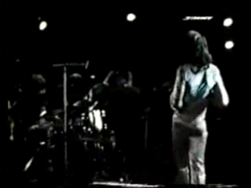 Genesis - The return of the giant hogweed
