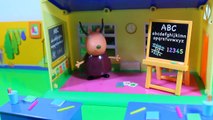 Свинка Пеппа ЦЕЛУЕТСЯ И ВЛЮБЛЯЕТСЯ Мультик для детей Игры для девочек Видео из игрушек Peppa Pig