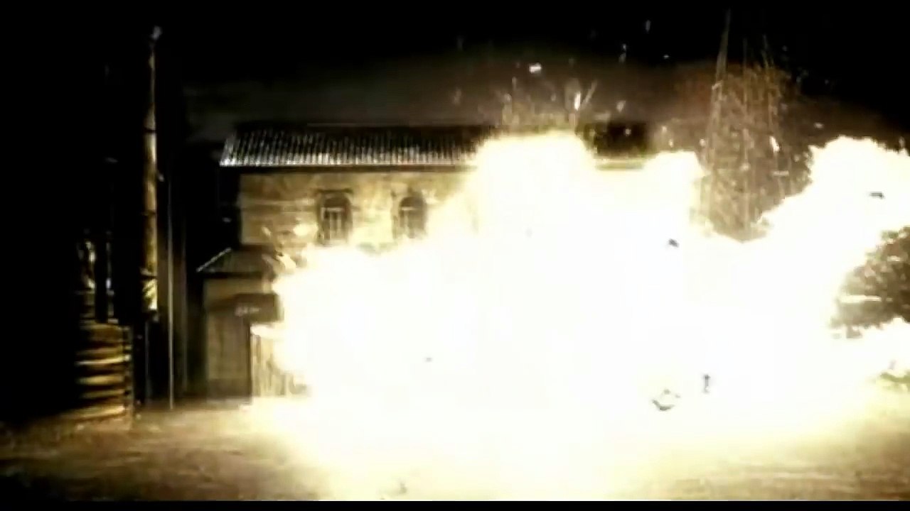 Sin City (2005) Official Trailer #1 - Bruce Willis, Elijah Wood Crime Thriller