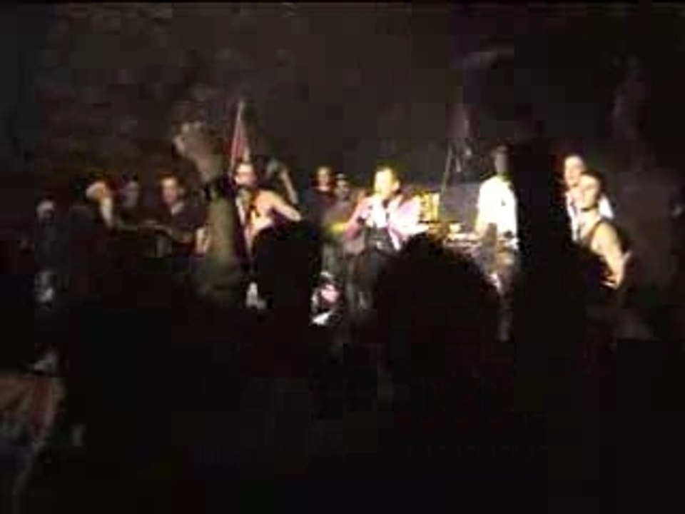 BxN-concertsurprise--[[www.beruriernoir.fr]]_(converted)_