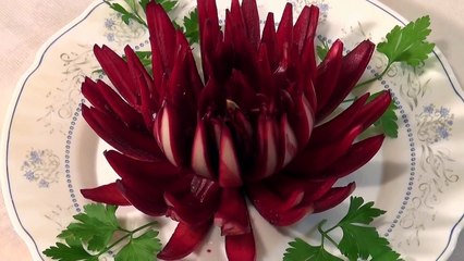 Украшение блюд ❃ Хризантема из луковицы ❃