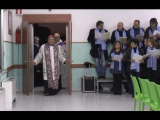 Napoli - Sepe apre la Porta Santa al centro per i senzatetto (22.02.16)