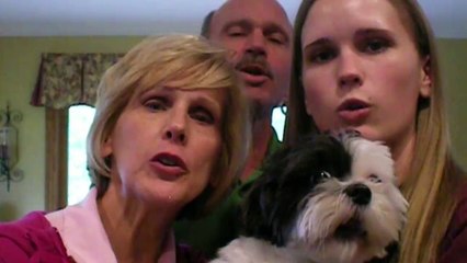 Quand même le chien chante Happy Birthday - Moment magique!