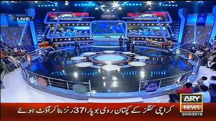Intensive Fight Between Umer Sharif and Basit Ali Over Karachi Kings
