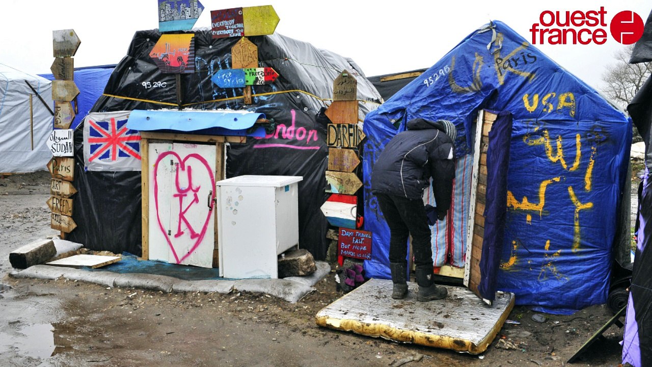 Une juge visite la jungle de Calais