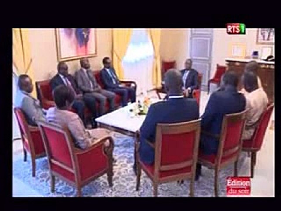 Vidéo-Audience au palais   Youssou Ndour et Macky