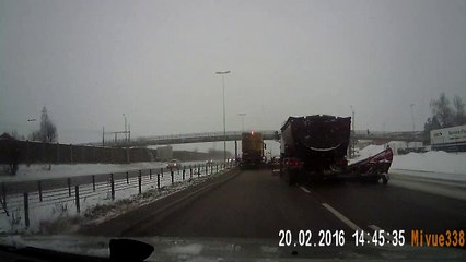 plows in action - Norway
