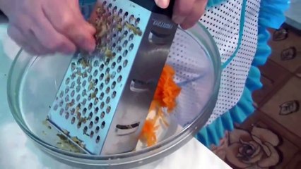 Вкусный слоеный салат с курицей на Новый год!