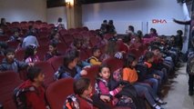 Diyarbakır Sur'daki Çocuklara Tiyatro Gösterimi