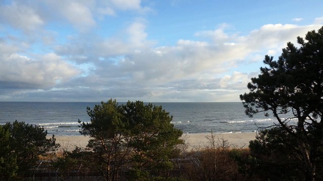 Widok na morze z tarasu Apartamentu 359 w Dom Zdrojowy Hotel & Spa **** w Jastarni