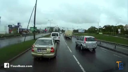 Un automobiliste trop pressé va le payer cher, très cher