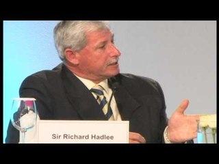 Sunil Gavaskar, Ravi Shastri and Sir Richard Headlee in HT Leadership Summit 2009 - Part 3