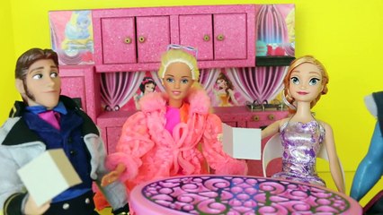 Frozen Barbie Double DATE Anna Kristoff Hans * Barbie Goes CRAZY RV Camper Barbie Parody