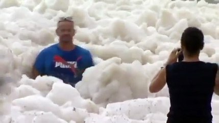 Австралия. Очень странное явление.