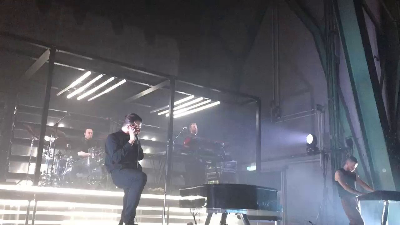 Weight of the World #Surrender 21.02.2016 München Kesselhaus