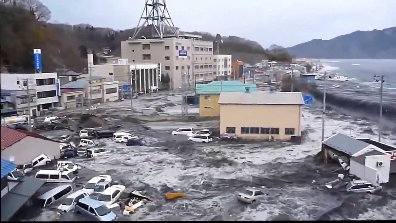 JAPAN TSUNAMI 2011