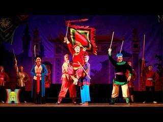 Người giữ hồn chèo làng Khuốc | HanoiTV