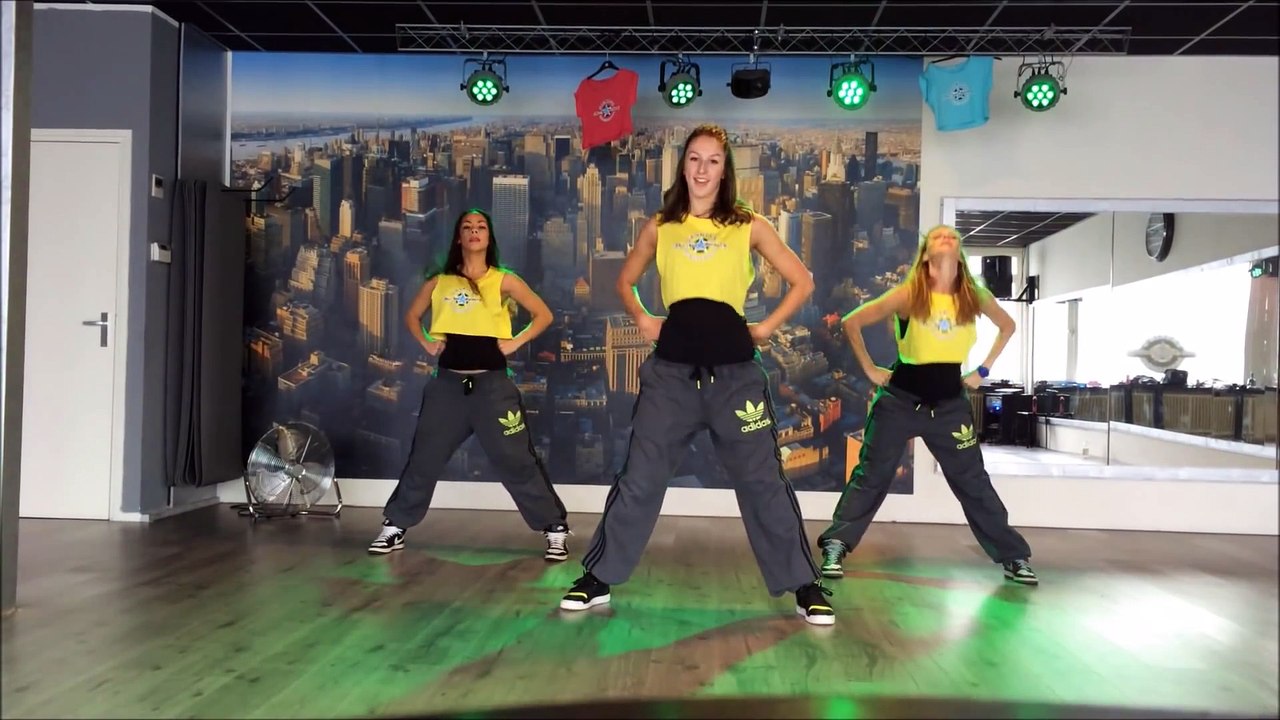 Sean Paul  &  Major Lazer  Fitness Dance  Come on to me