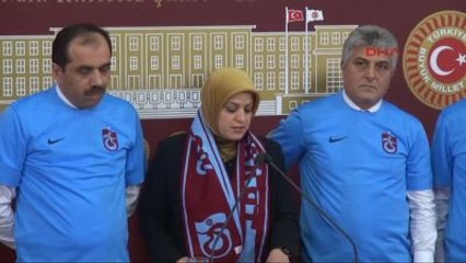 Trabzonlu Milletvekilleri Meclis'te Tff ve Mhk'ya 'Kırmızı Kart' Gösterdi