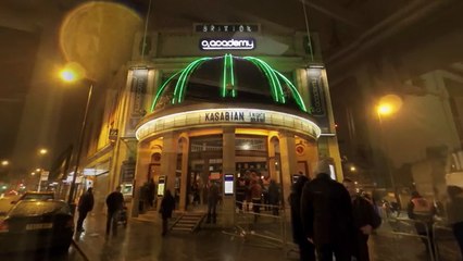 John Humphrys tries virtual reality for the first time