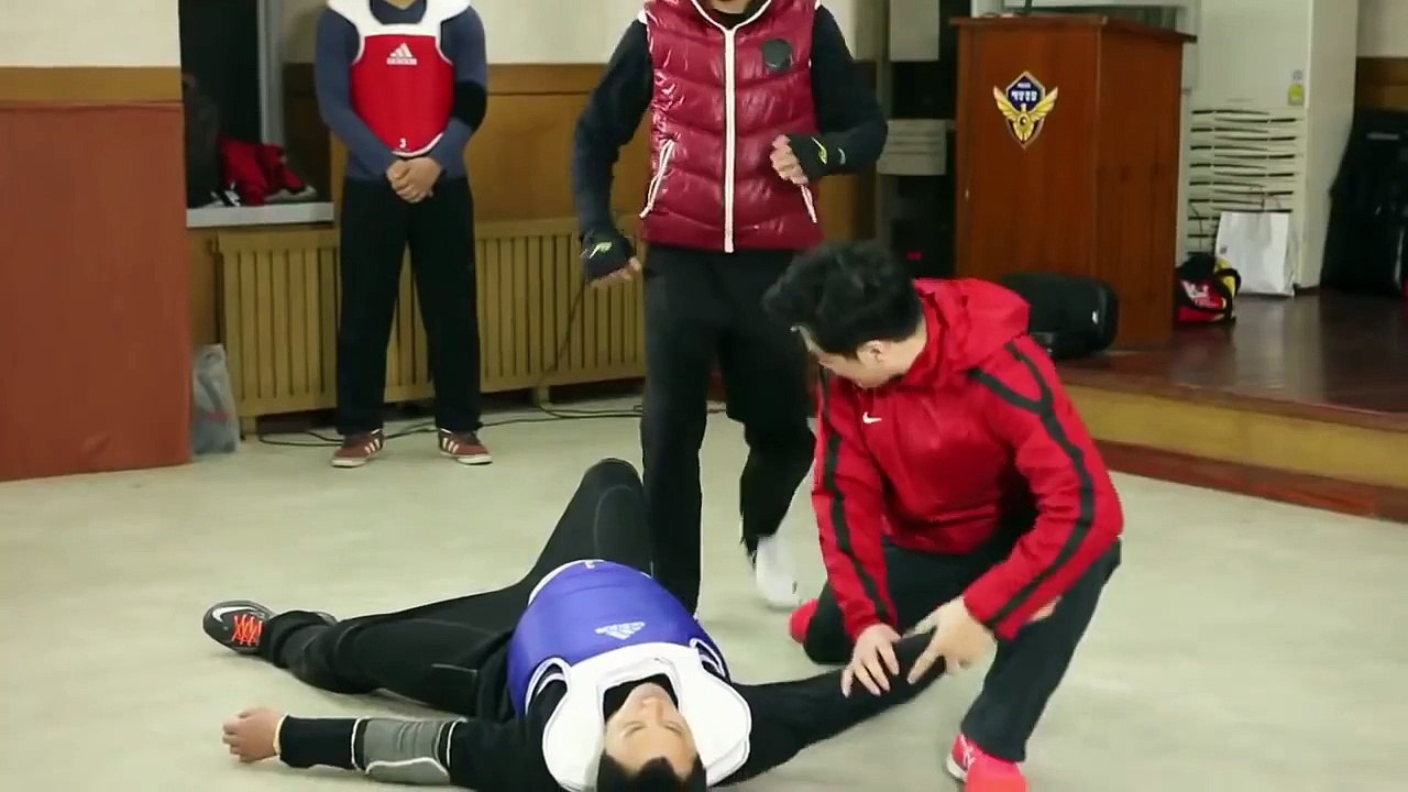 This Guy is the fastest Martial Artist!! Impressive Skills!! Vidéo