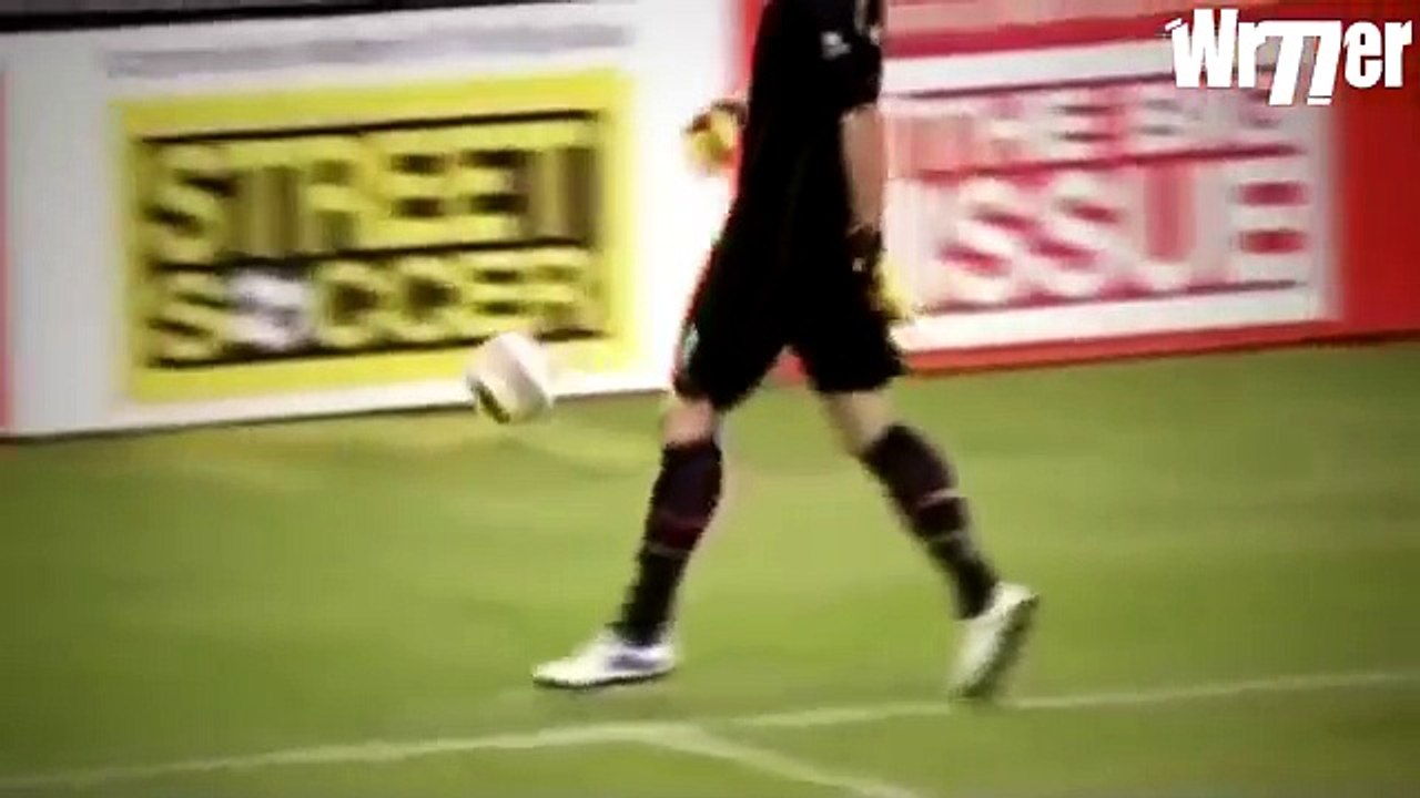 Top 10 Funny Comedy Football 2016 - Funny Bizzare, Funny Fails, Funny Skills, Funny Bloopers