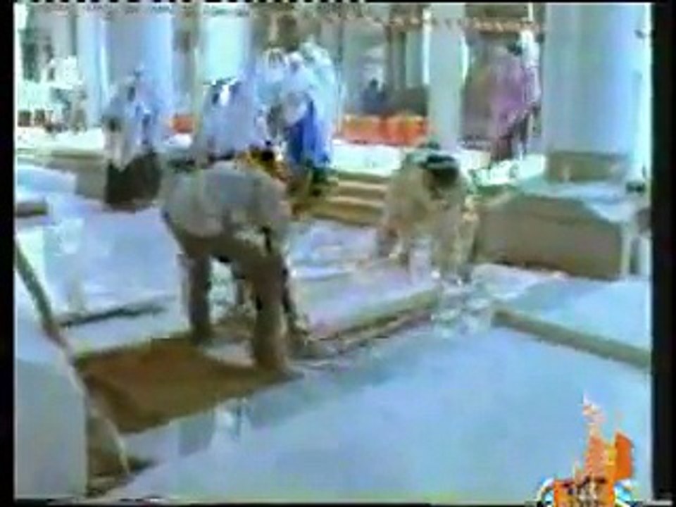 ZAMIN MAILE NAHIN HOTI