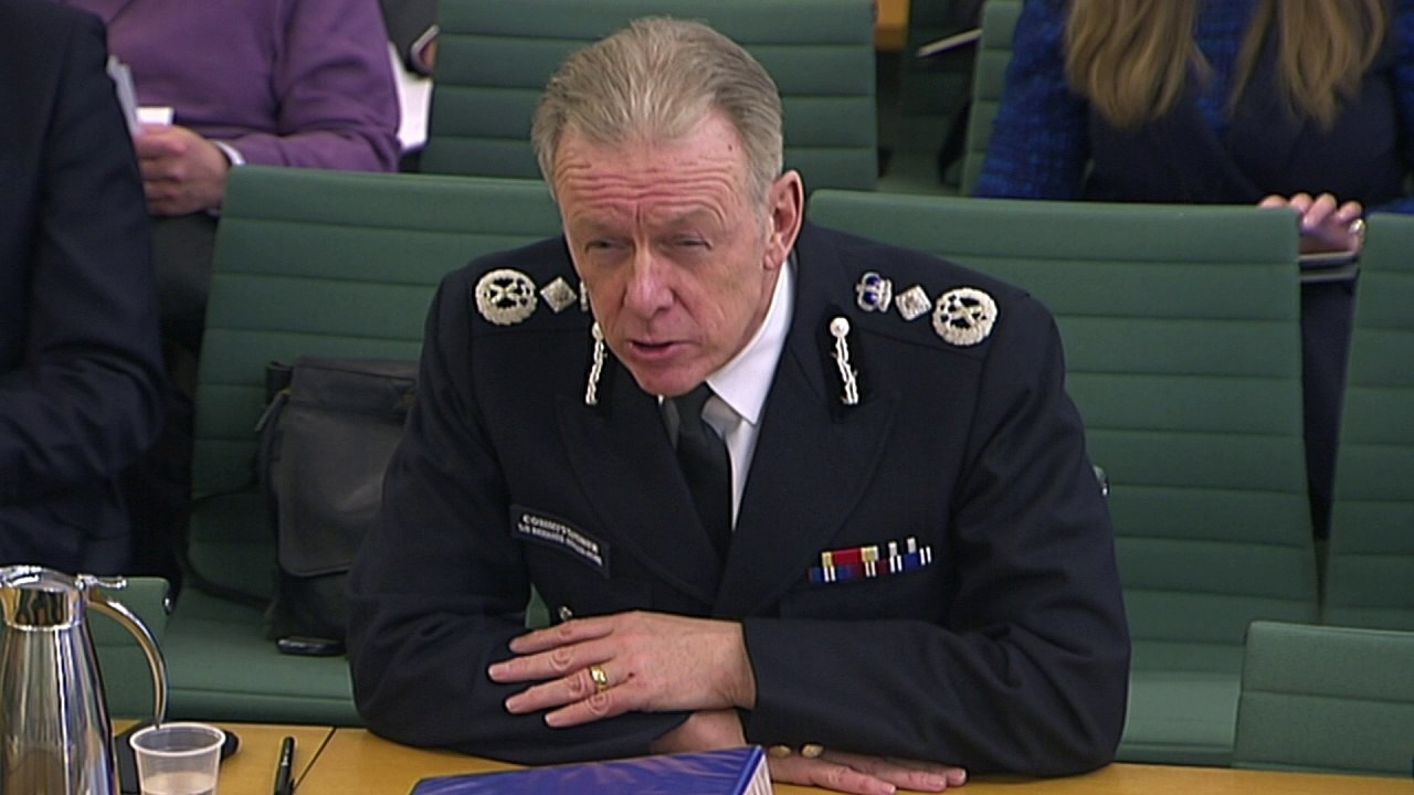 Met chief apologises to Lord Brittain's widow