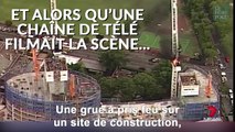 Une grue s'effondre en direct à Melbourne