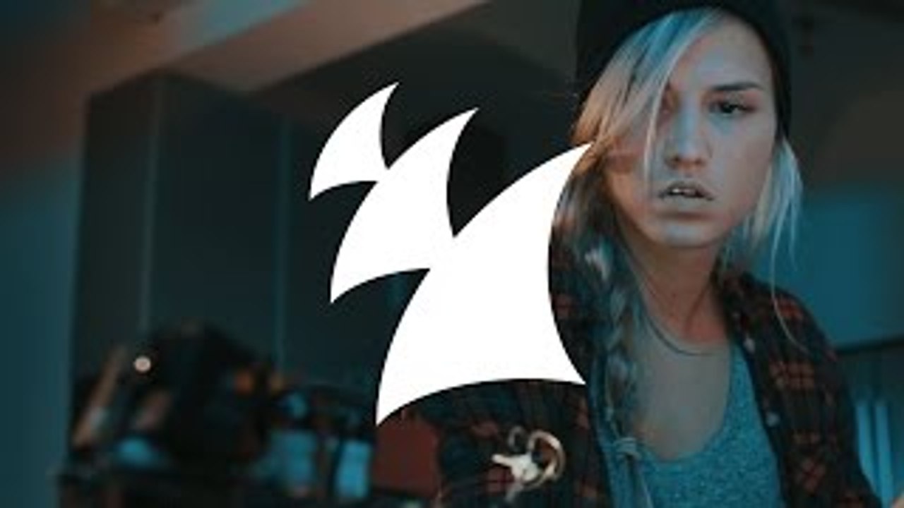 Yves V & Swanky Tunes - Out Of Gravity (Official Music Video)