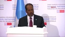 Cumhurbaşkanı Erdoğan Somali Cumhurbaşkanı ve BM Genel Sekreter Vekili ile Ortak Basın Toplantısı...