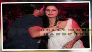 [HD] SHOCKING - Siddharth Mallya's Hand Inside Katrina Kaif's Top - Real or Fake