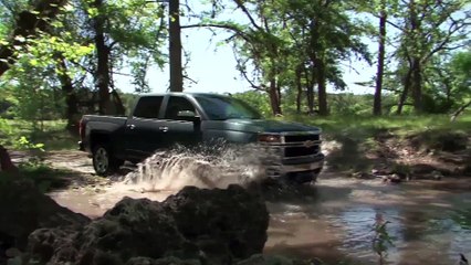 2015 Chevrolet Silverado 1500 Driving Video