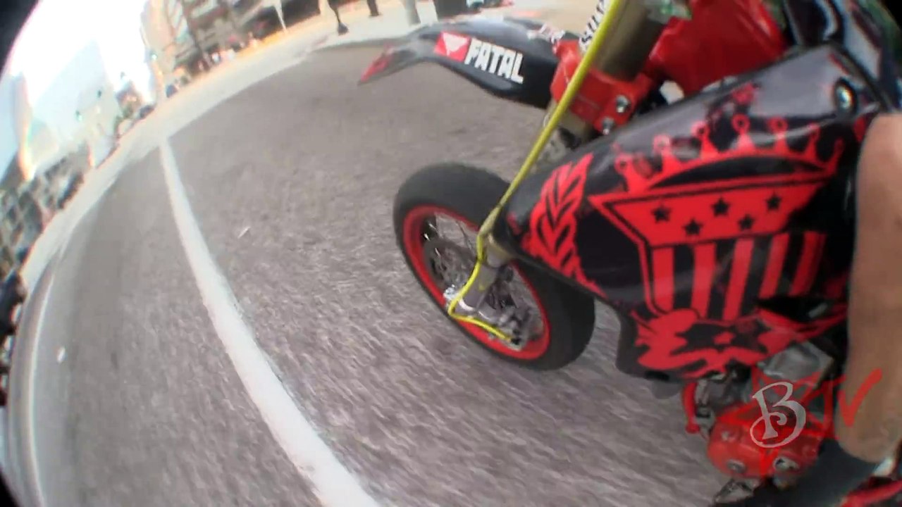 Bike Vs Police CHASE Motorcycle Stunts RUNNING From The Cops Riding WHEELIES Cop CHASES