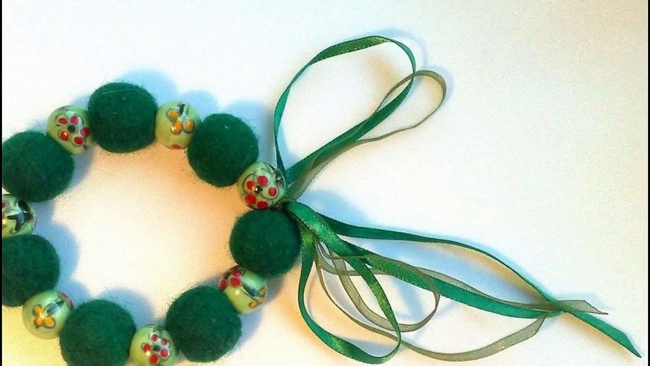 Браслет из валяной шерсти