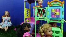 FROZEN KIDS Open Barbie Kool Aid Stand with Disney Frozen Elsa Anna Spidey Barbie Park DisneyCarToys