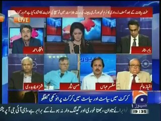 Asif Zardari siasi PSL ka final khelna chahtay hain lein wo es k liye qualify nahi krtay- Mazhar Abbas's hilarious