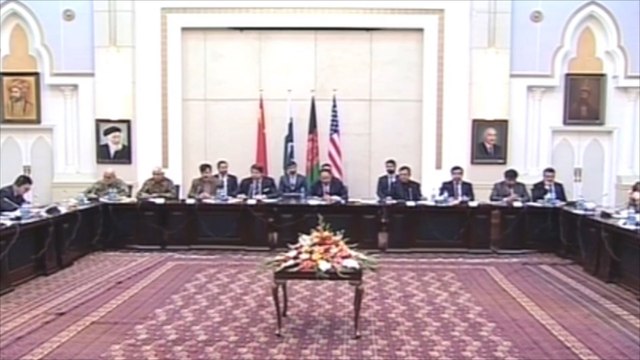 خريطة طريق ومفاوضات مباشرة بين الحكومة الأفغانية وطالبان