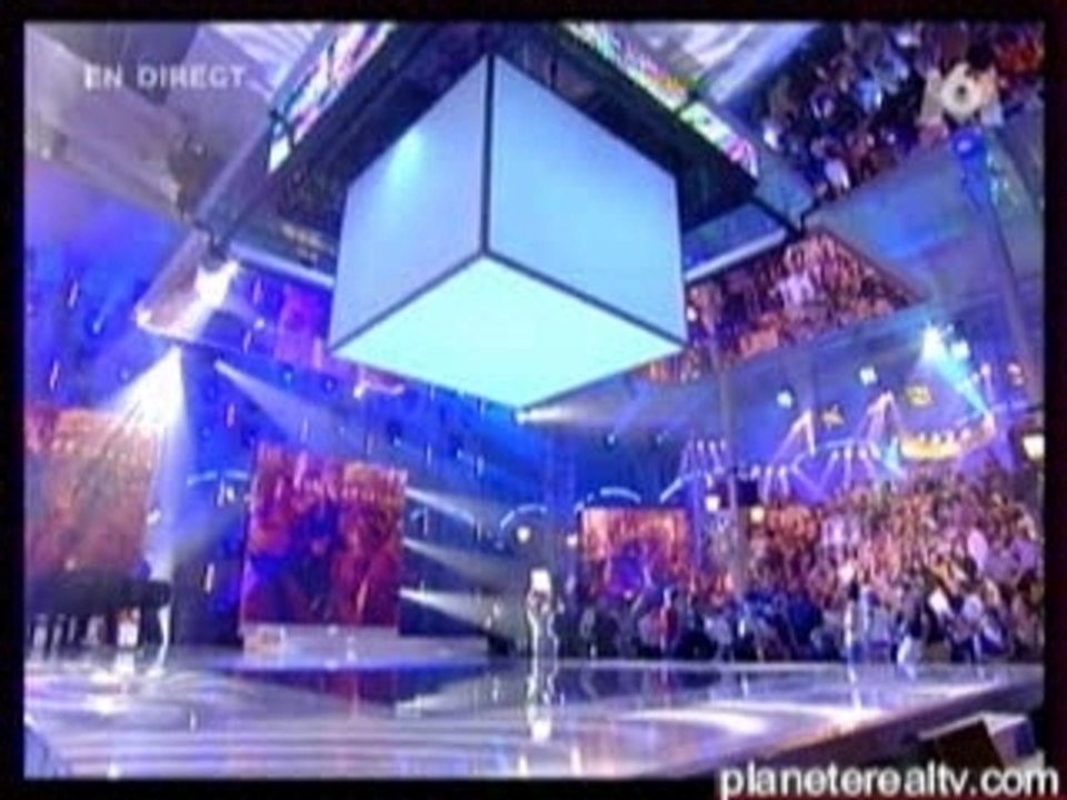 Myriam-think live