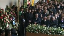 A Milan, des centaines d'Italiens ont rendu un dernier hommage à Umberto Eco