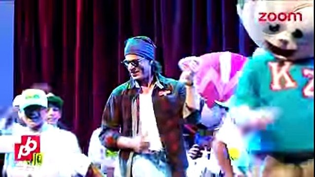 Shahrukh Khan Receives A SHOCKING Warning From Wife Gauri Khan - Bollywood Gossip