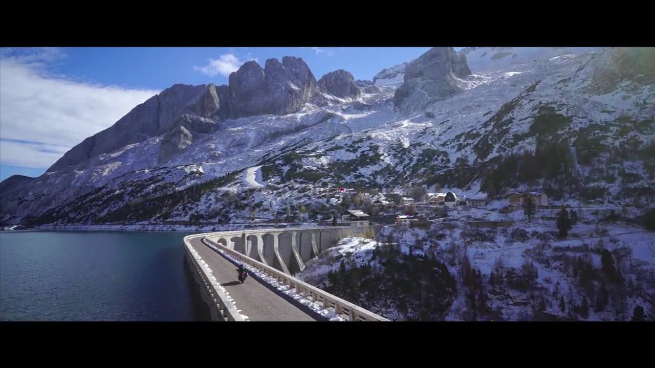 Aprilia Caponord 1200 Rally Official Video