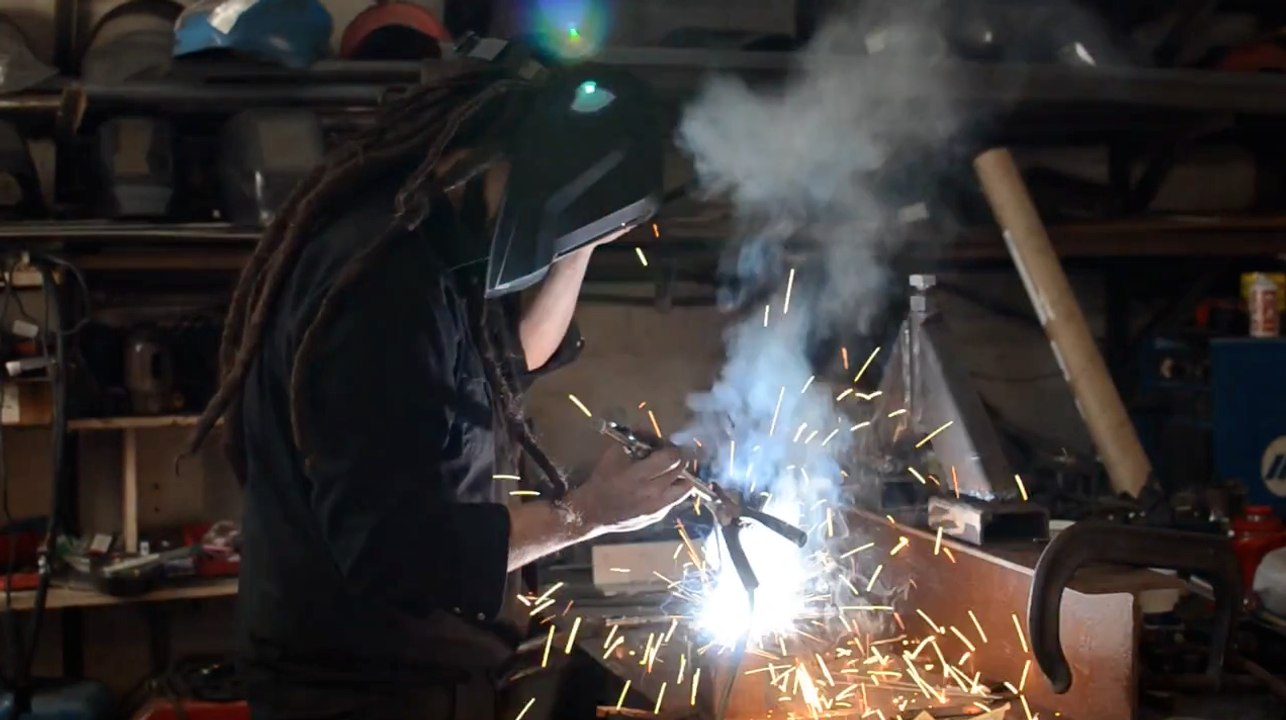 Rebuild: Welding With Car Batteries