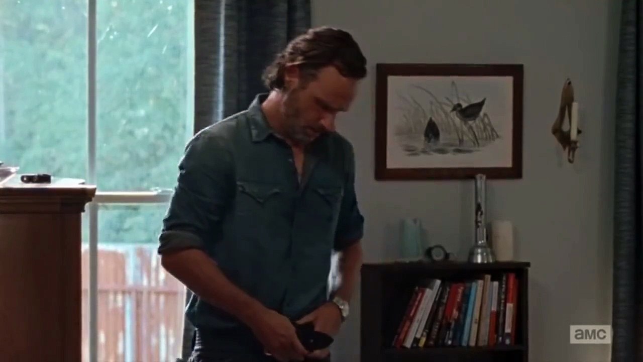 The Walking Dead 6x10 Rick, Michonne, Carl & Baby Judith Opening Scene