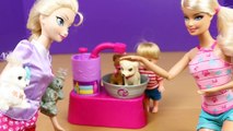 Frozen Elsa and Kids Dog Washing Grooming with Barbie Suds & Hugs Pups Dog Toys DisneyCarToys