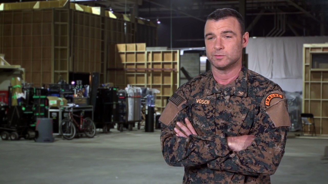 The 5th Wave Interview - Liev Schreiber (2016) - Action Movie HD